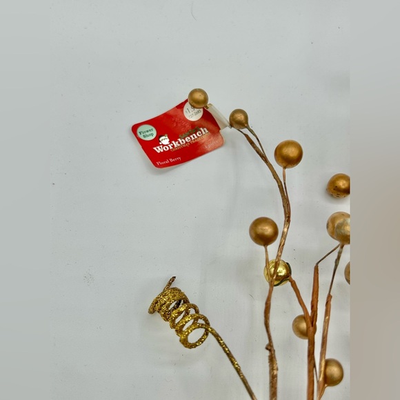 Gold Berry Bells Spray Lot of 7 Individual Picks 18" - 24" long - Picture 2 of 6